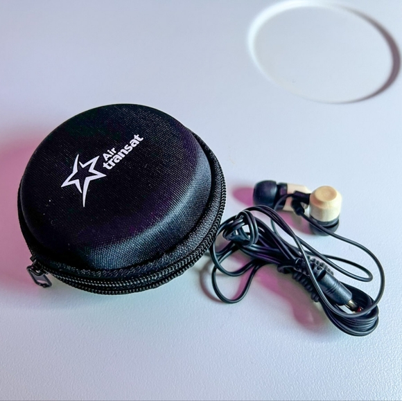 Free add-on - BNNW Headphones - Picture 1 of 5